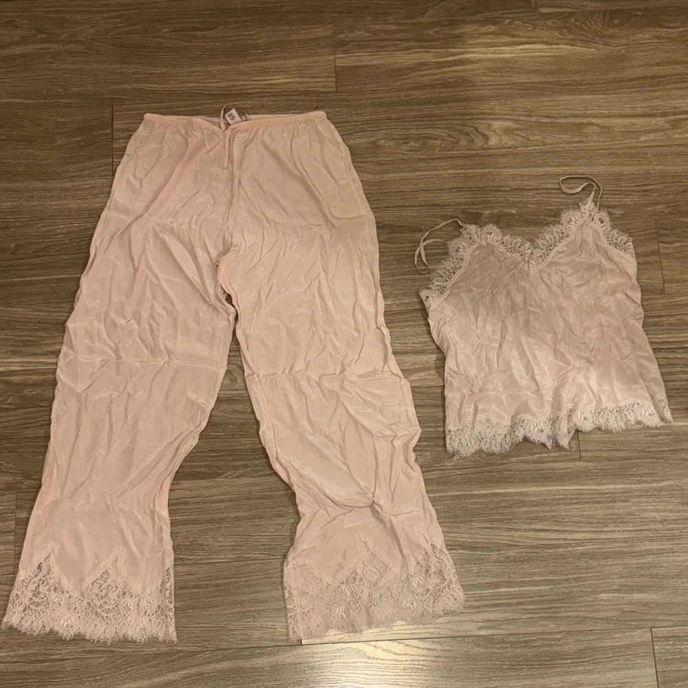Victorias Secret Women’s Pink Lace Trim Sleepwear Pajama Set